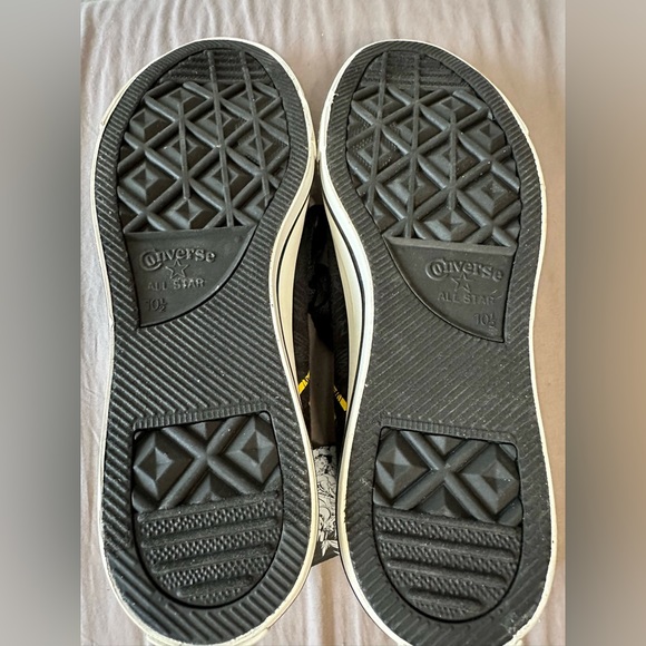 Converse x DC Batman High Tops NWT - Picture 5 of 8